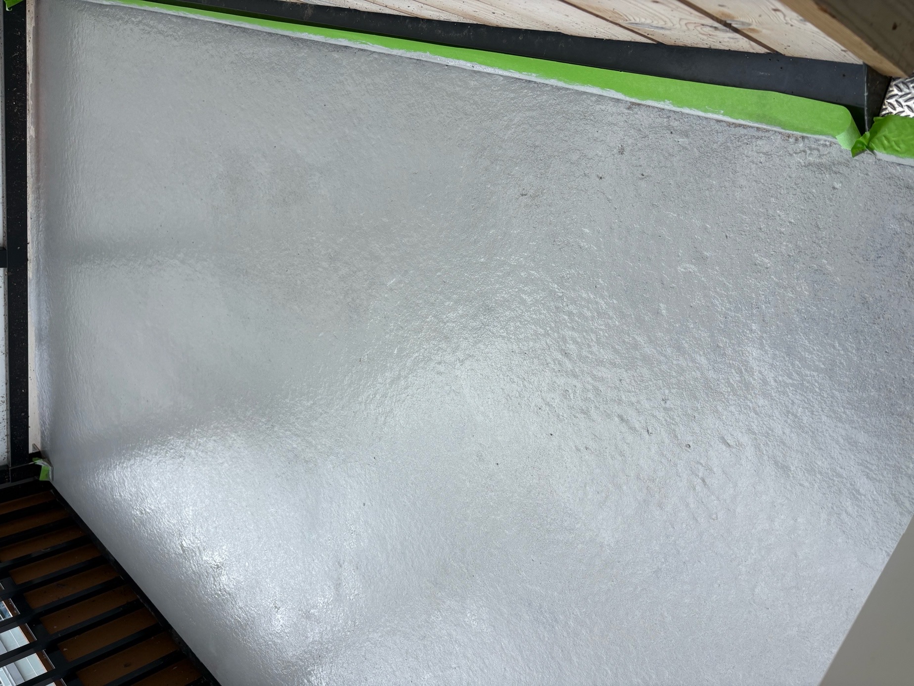 UQESH® TAP applicerat i balkongtak hos Klövern